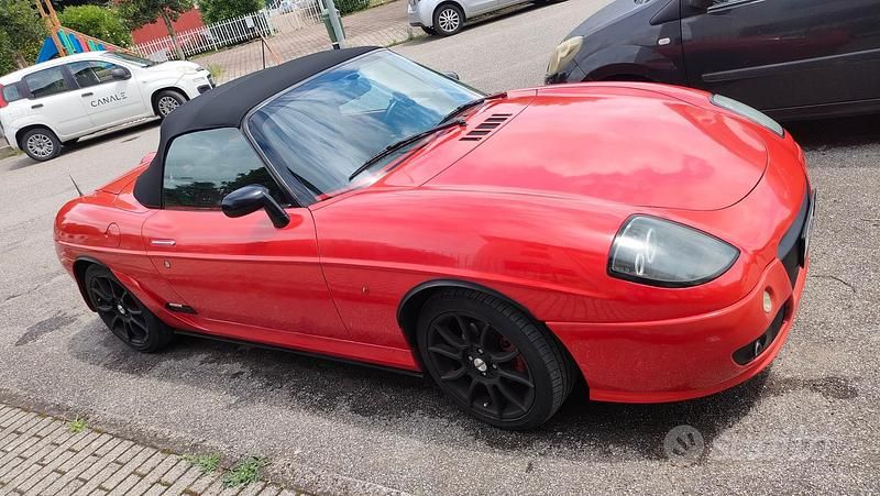 Usata Fiat Barchetta 131 CV (96 kW) 1998 Rosso Cabrio