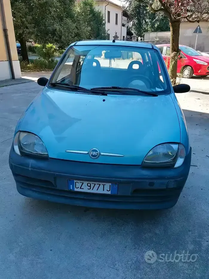 Usata Fiat 600 54 CV (39 kW) 2005 Bluazzurro Utilitaria