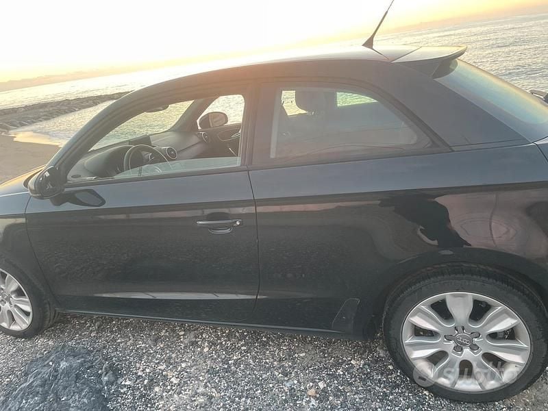Usata Audi A1 90 CV (66 kW) 2011 Nero Utilitaria
