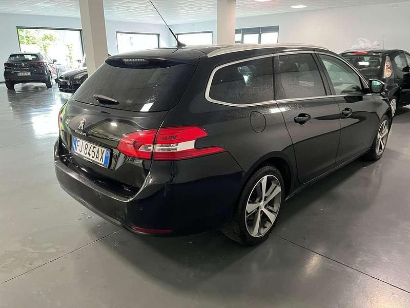 Usata Peugeot 308 SW Allure 120 CV (88 kW) 2017 Nero Station wagon