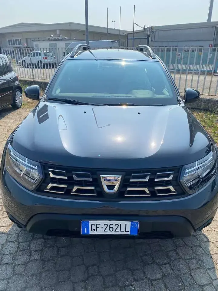 Usata Dacia Duster Comfort 101 CV (74 kW) 2021 Grigio SUV