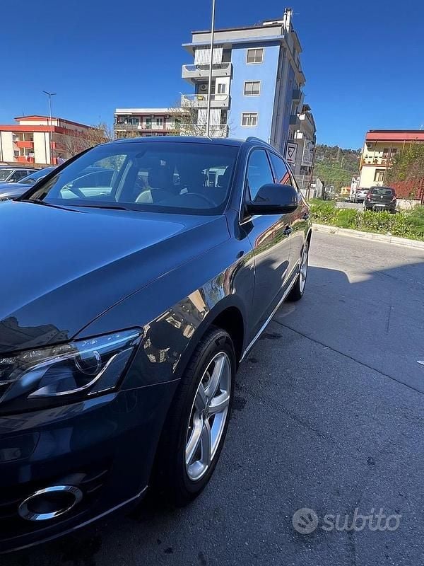 Usata Audi Q5 170 CV (125 kW) 2010 Blu SUV