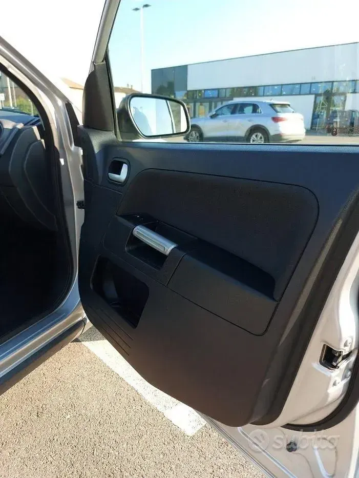Usata Ford Fusion 68 CV (50 kW) 2008 Grigio Utilitaria