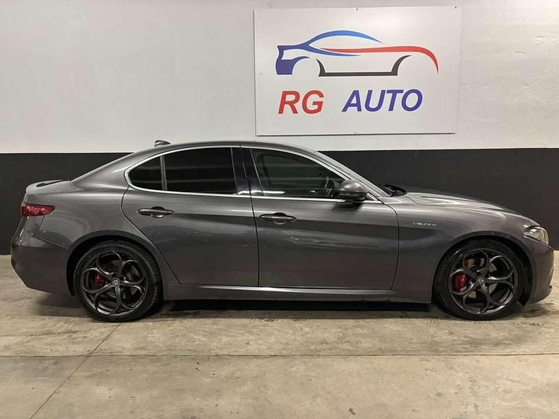 Usata Alfa Romeo Giulia Veloce 211 CV (155 kW) 2017 Grigio Berlina