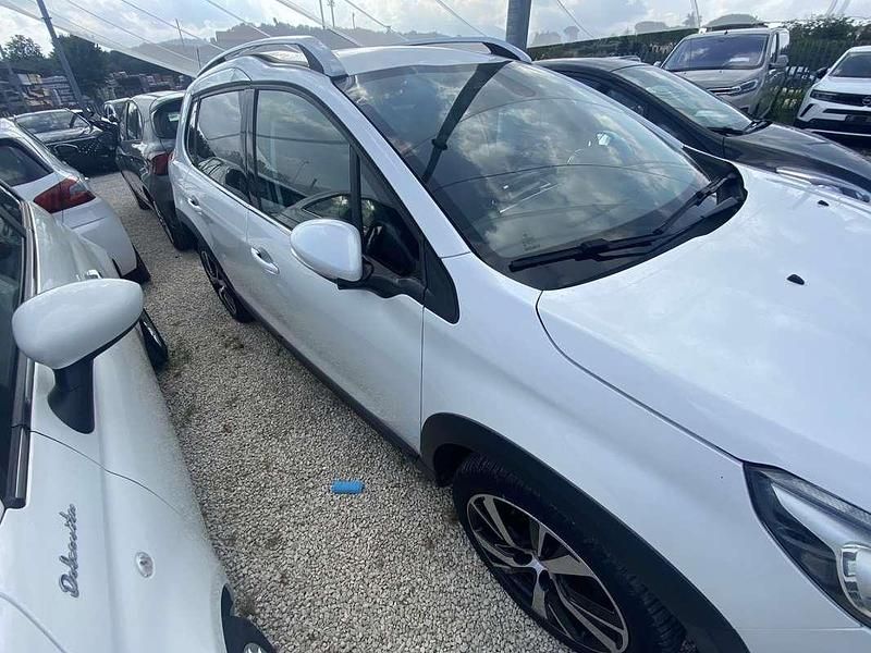 Usata Peugeot 2008 Allure 120 CV (88 kW) 2019 SUV