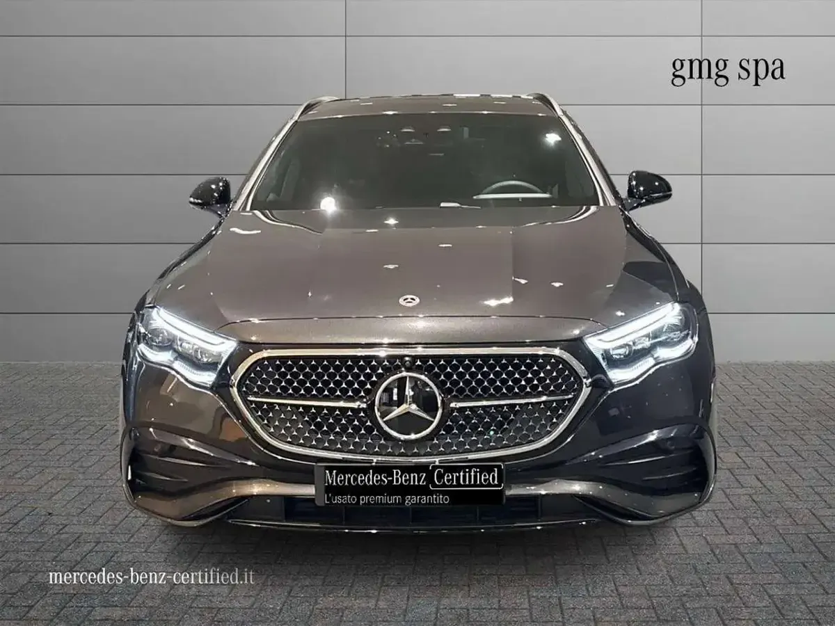 Nuova Mercedes E300 Advanced Plus 313 CV (230 kW) 2026 Grigio Station wagon