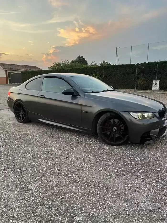 Usata BMW 330 231 CV (169 kW) 2006 Grigio Coupé