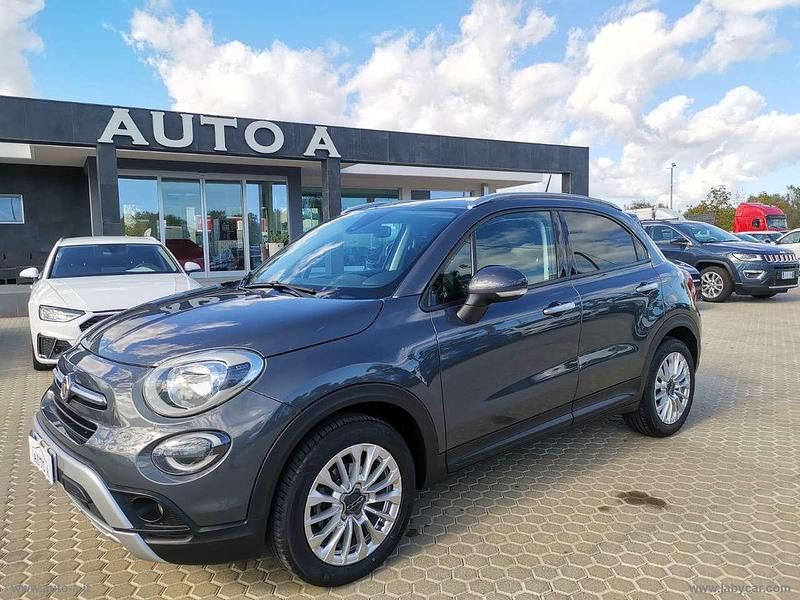 Grigio Usata 2019 Fiat 500X Cross SUV | 13.300 € (Buon prezzo) - Immagine 1/4