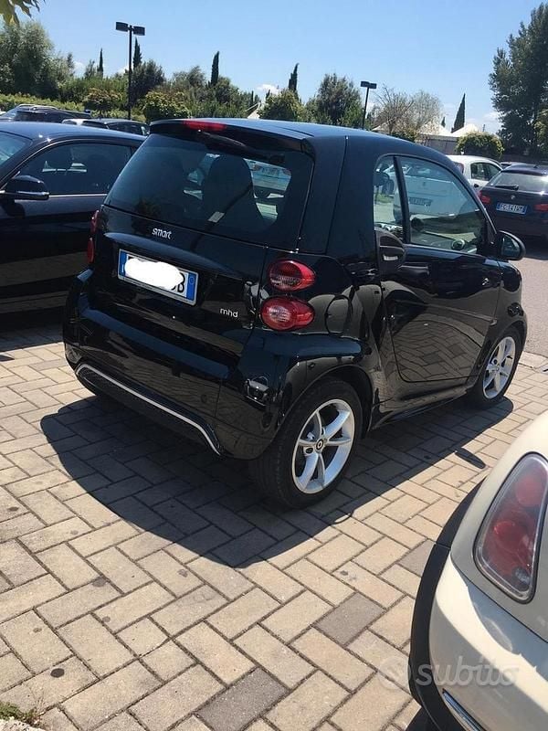 Usata 2013 Smart ForTwo Coupé Due volumi | 3500 € (Super prezzo) - Immagine 1/4