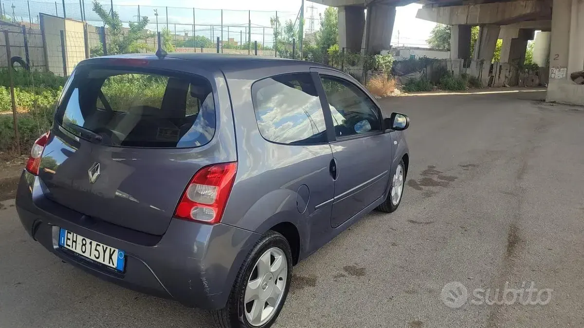 Usata Renault Twingo 75 CV (55 kW) 2012 Utilitaria