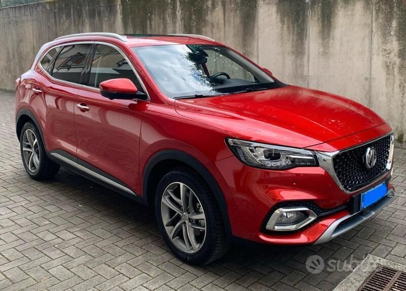 Rosso Usata 2023 MG HS Luxury SUV | 20.900 € (Cara) - Immagine 1/4