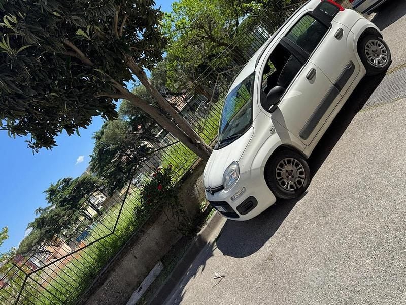 Usata Fiat Panda 69 CV (50 kW) 2017 Utilitaria