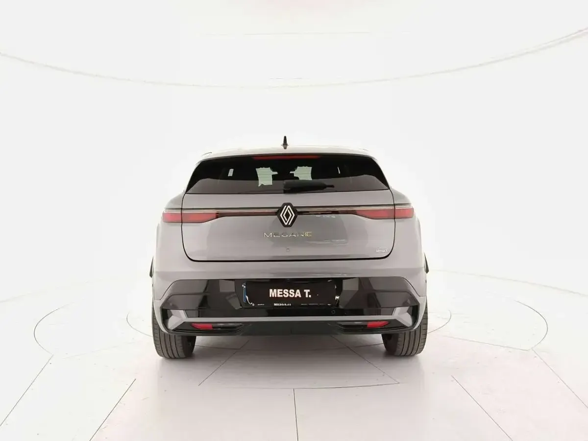 Usata Renault Mégane IV Techno 55 kW (75 CV) 2023 Grigio Berlina