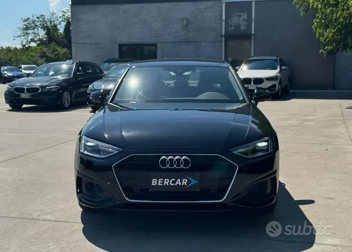 Usata Audi A4 Business 136 CV (100 kW) 2022 Nero Berlina