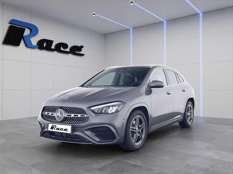 Usata Mercedes GLA200 Premium 150 CV (110 kW) 2025 Grigio SUV