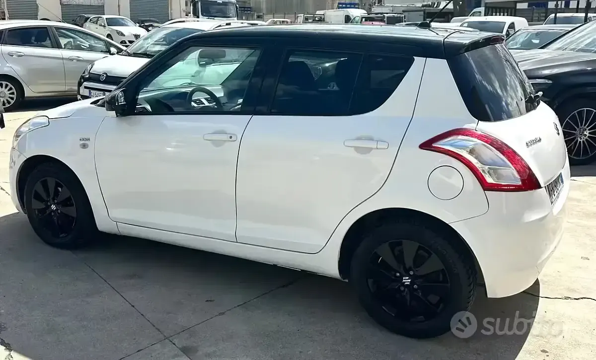 Usata Suzuki Swift Cool 75 CV (55 kW) 2015 Bianco Utilitaria