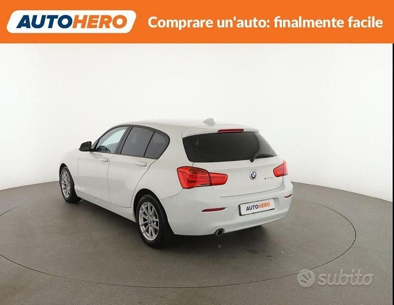 Usata BMW 118 Advantage 149 CV (109 kW) 2019 Bianco Utilitaria