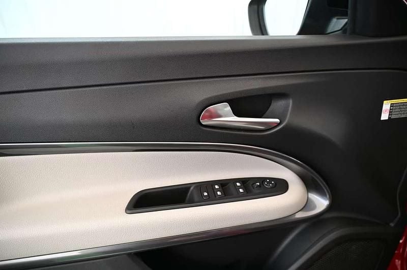 Usata Fiat 600 La Prima 101 CV (74 kW) 2025 Rosso SUV