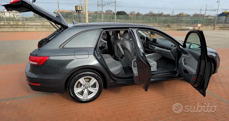 Usata Audi A4 120 CV (88 kW) 2016 Grigio Station wagon