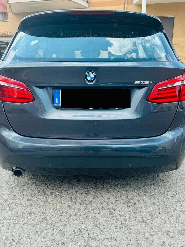 Usata BMW 218 136 CV (100 kW) 2016 Grigio Station wagon