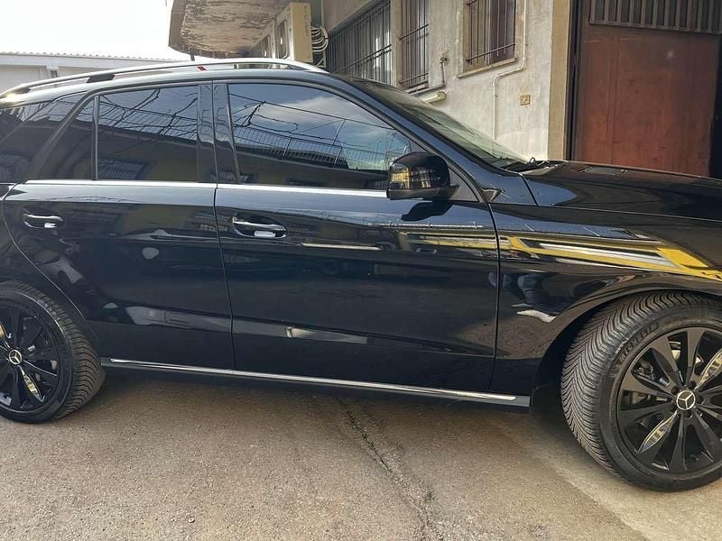 Usata Mercedes ML350 AMG 258 CV (189 kW) 2014 Nero SUV