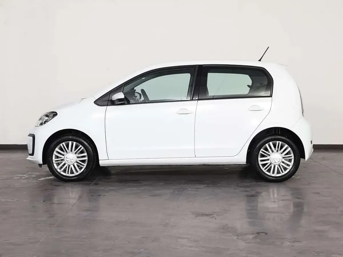 Usata VW up! Move 65 CV (47 kW) 2023 Pure white Utilitaria