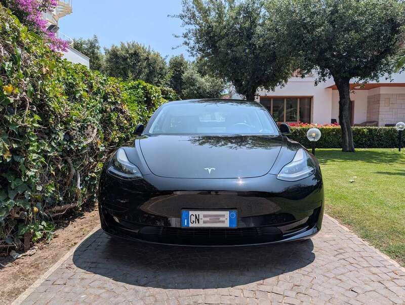 Usata Tesla Model 3 Standard Range 283 kW (385 CV) 2023 Nero Berlina