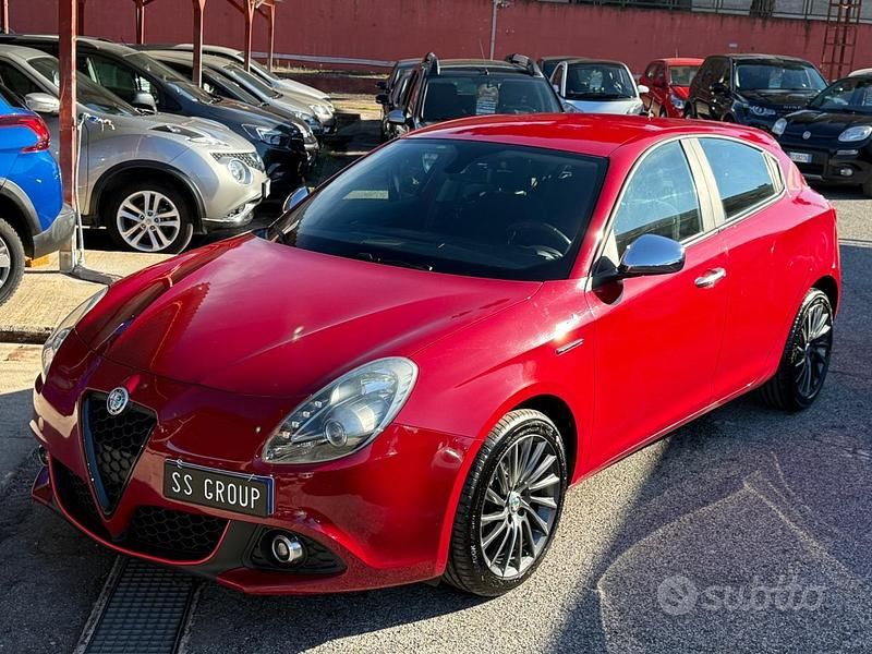 Usata Alfa Romeo Giulietta 120 CV (88 kW) 2018 Rosso Berlina
