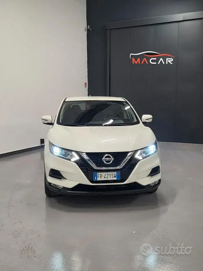 Usata Nissan Qashqai Visia 131 CV (96 kW) 2018 Bianco SUV