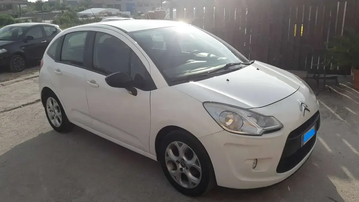 Usata Citroën C3 Style 73 CV (53 kW) 2010 Bianco Berlina
