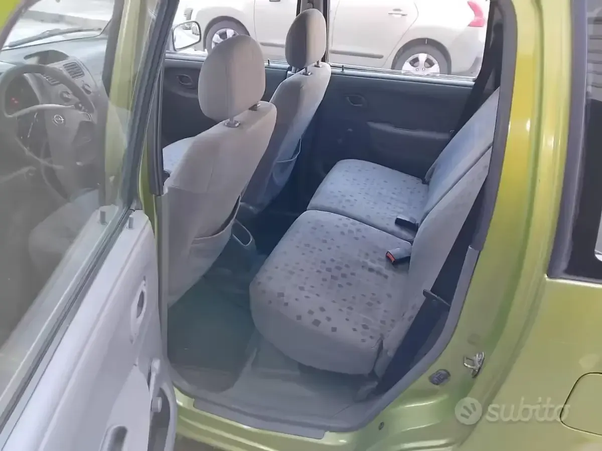 Usata Opel Agila 58 CV (42 kW) 2001 Verde Monovolume