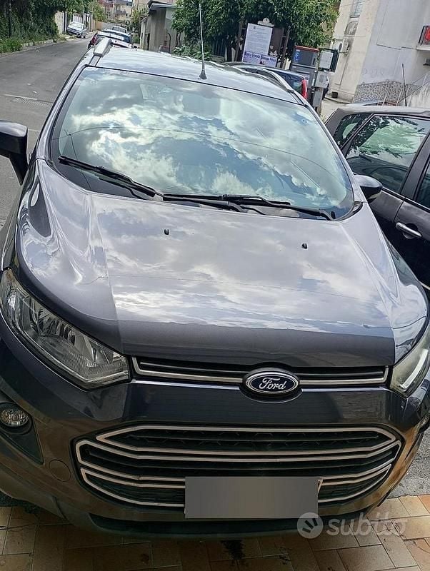 Usata Ford Ecosport 125 CV (91 kW) 2016 Marrone SUV
