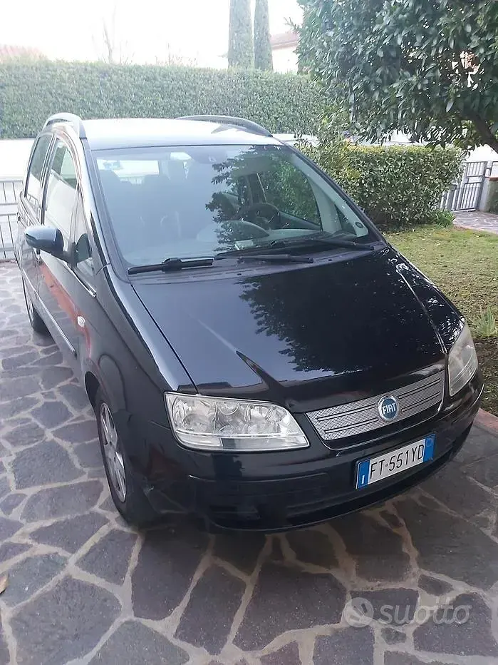 Usata Fiat Idea 101 CV (74 kW) 2007 Nero Monovolume