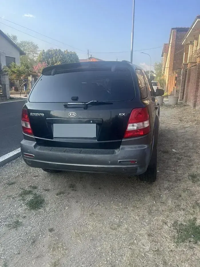 Usata Kia Sorento EX 140 CV (102 kW) 2004 Bluazzurro SUV
