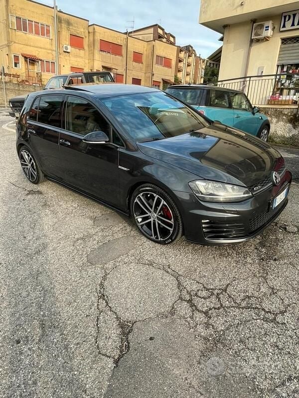 Usata VW Golf VII GTD 184 CV (135 kW) 2016 Utilitaria