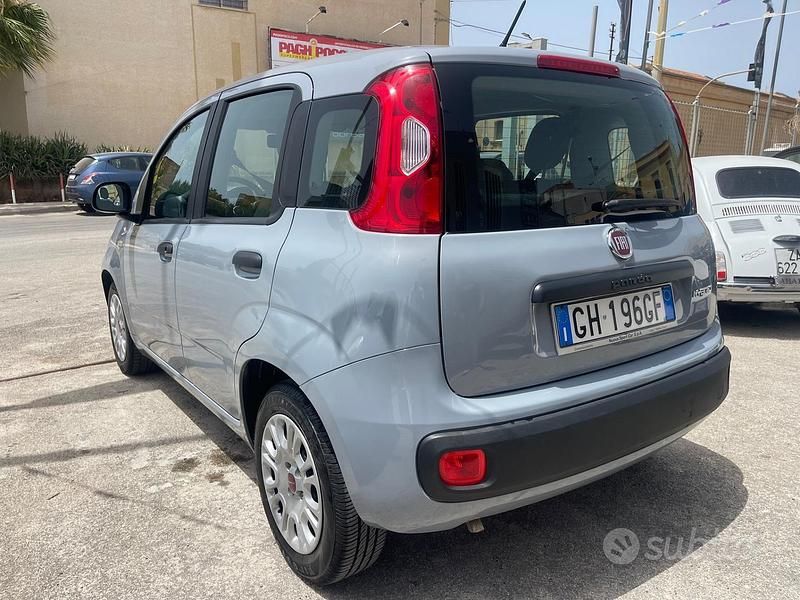 Usata Fiat Panda S 70 CV (51 kW) 2022 Grigio Utilitaria
