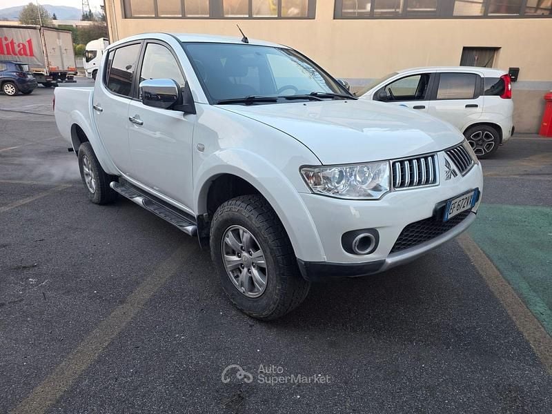 Usata Mitsubishi L200 136 CV (100 kW) 2011 Pick-up