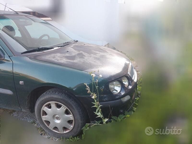 Usata Rover 25 76 CV (55 kW) 2000 Verde Utilitaria