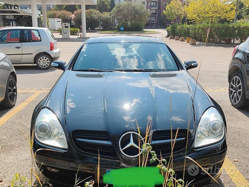 Usata Mercedes SLK200 163 CV (119 kW) 2006 Cabrio