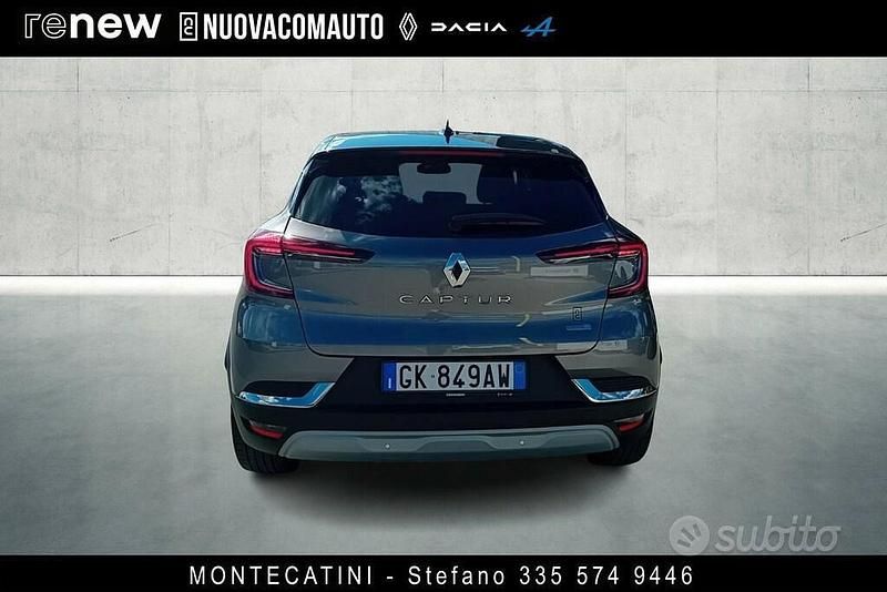 Usata Renault Captur Intens 145 CV (106 kW) 2022 Grigio scuro SUV