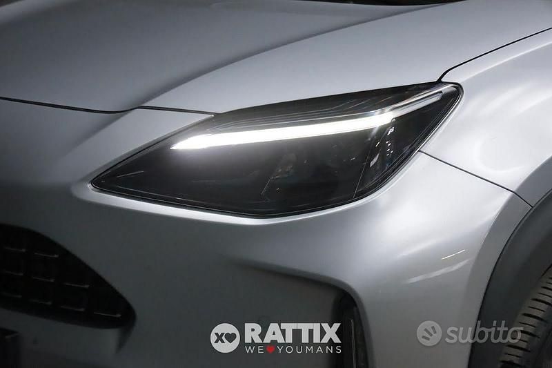 Usata Toyota Yaris Cross Lounge 92 CV (67 kW) 2022 Grigio SUV