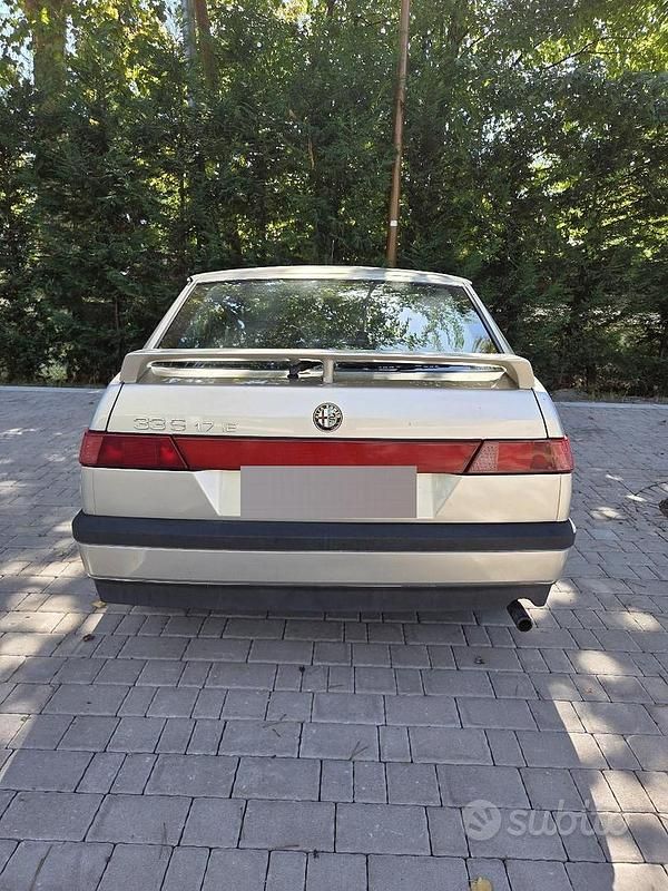 Usata Alfa Romeo 33 107 CV (78 kW) 1991 Grigio Berlina