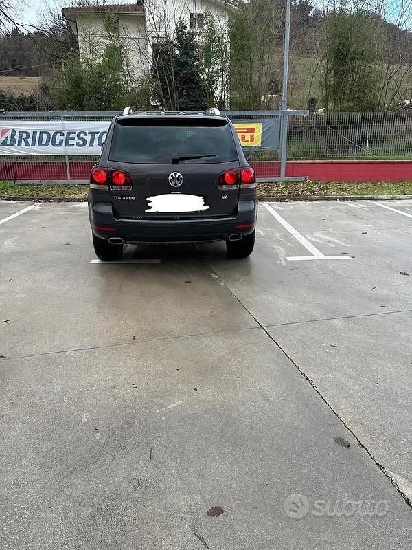 Usata VW Touareg 224 CV (164 kW) 2010 Grigio SUV