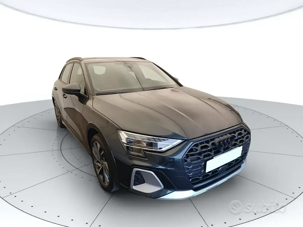 Usata Audi A3 Advanced 150 CV (110 kW) 2024 Grigio Berlina