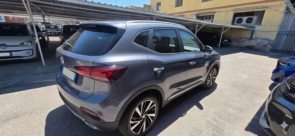 Nuova MG ZS Luxury 102 CV (75 kW) 2026 SUV
