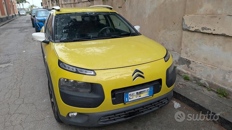 Usata Citroën C4 Cactus 82 CV (60 kW) 2014 Giallo Utilitaria