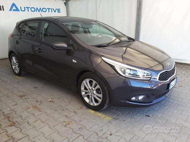 Usata Kia Ceed 110 CV (80 kW) 2012 Grigio(met.) Utilitaria