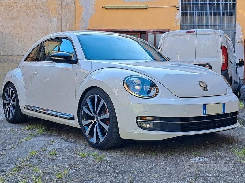 Usata VW Beetle Sport 199 CV (146 kW) 2025 Bianco Utilitaria