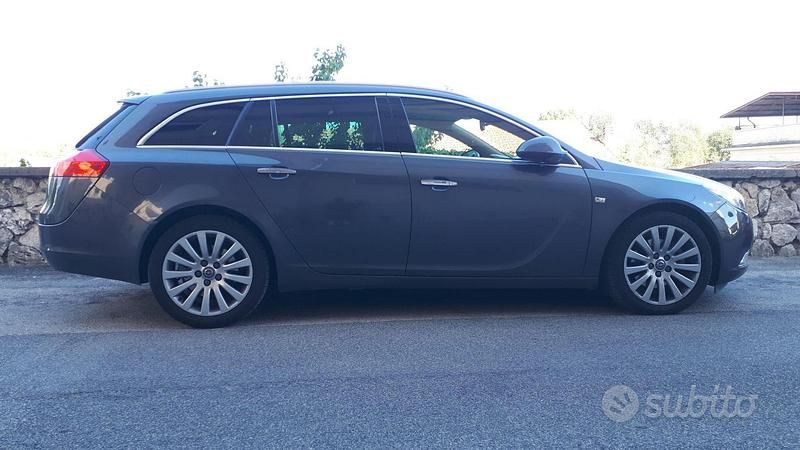 Usata Opel Insignia 160 CV (117 kW) 2011 Station wagon