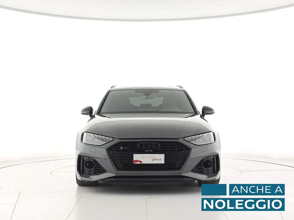Occasion Audi RS4 Ambiente 450 ch (330 kW) 2022 Verniciature personalizzate audi exclusi Break